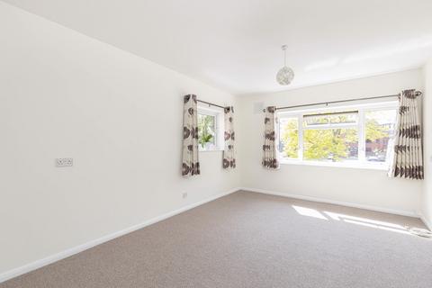 1 bedroom serviced apartment for sale, Andringham Lodge, Bromley, Kent