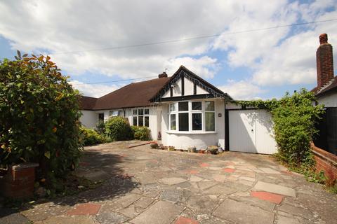 3 bedroom bungalow for sale, Oxhawth Crescent, Petts Wood, BR2