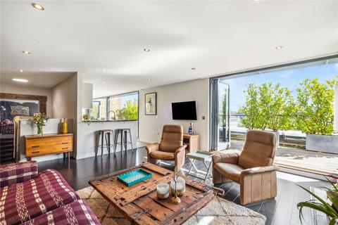 3 bedroom apartment for sale, Spanish Road, London, SW18