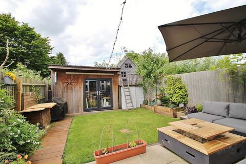 4 bedroom semi-detached house for sale, The Old Dairy, Witney, OX28