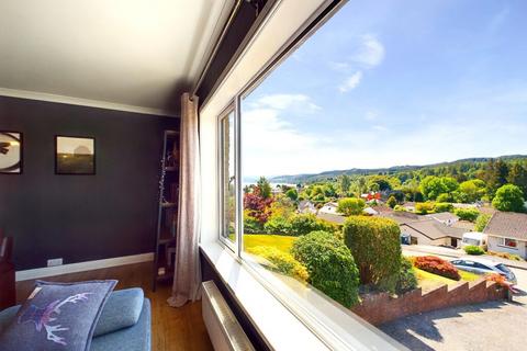 Liscia, 11 Fernoch Park, Lochgilphead, PA31 8TG