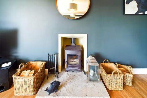 Liscia, 11 Fernoch Park, Lochgilphead, PA31 8TG