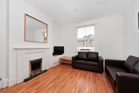 2 bedroom maisonette to rent, Bradmore Park Road, Hammersmith W6