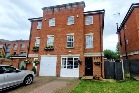 4 bedroom semi-detached house for sale, Fusilier Way, Weedon, Northamptonshire NN7 4TH