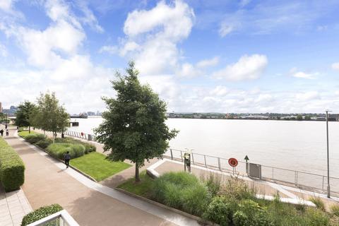 3 bedroom apartment for sale, Liner House, Royal Wharf Walk, E16