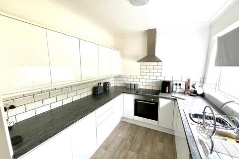 3 bedroom semi-detached house to rent, Thornaby, Stockton-on-Tees TS17