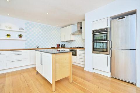 5 bedroom terraced house to rent, Meadowbank, Primrose Hill, London, NW3