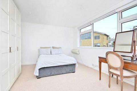 5 bedroom terraced house to rent, Meadowbank, Primrose Hill, London, NW3