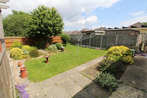 3 bedroom detached bungalow to rent, Anchor Road, Bournemouth BH11