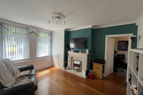 3 bedroom ground floor flat for sale, 89 Kingsmere Gardens Walker Newcastle upon Tyne