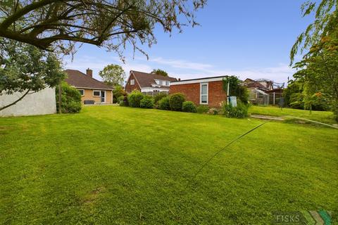 3 bedroom detached bungalow for sale, Stanway Road, Benfleet, SS7