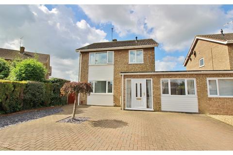 3 bedroom detached house for sale, Whiteacres, Peterborough PE7