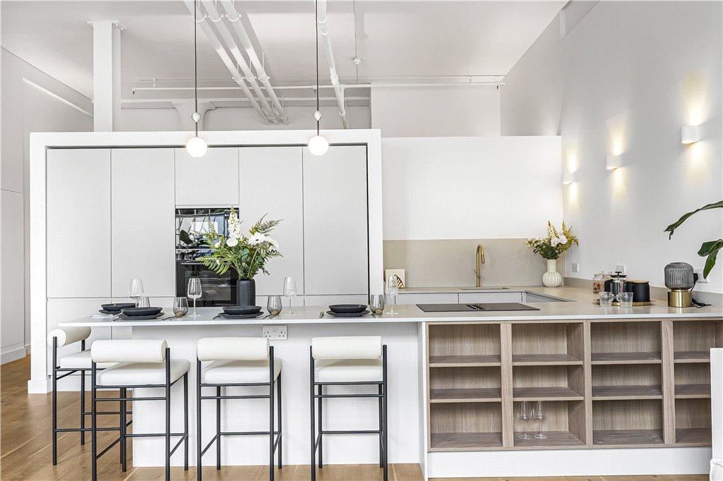 Reception/Kitchen
