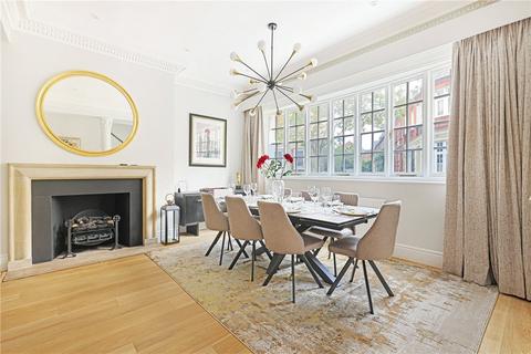 4 bedroom terraced house to rent, Dilke Street, Chelsea, London, SW3