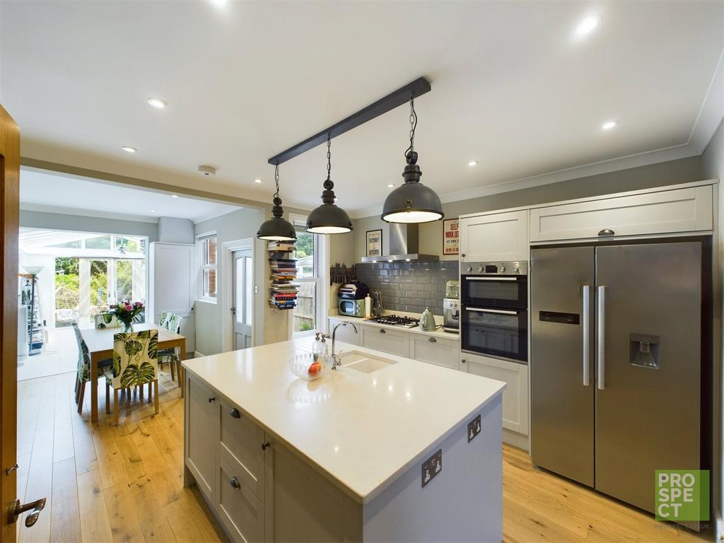 Rectory Road, Farnborough, Hampshire... 3 bed semidetached house for sale £450,000