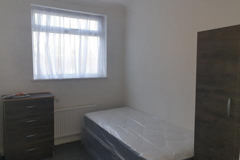3 bedroom terraced house for sale, Seymour Road, Chatham, ME5