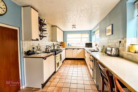 5 Furlong Close, Alrewas, Burton-on-trent, DE13 7EF