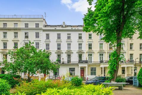 3 bedroom flat for sale, St Stephens Gardens, Notting Hill