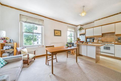 3 bedroom flat for sale, St Stephens Gardens, Notting Hill