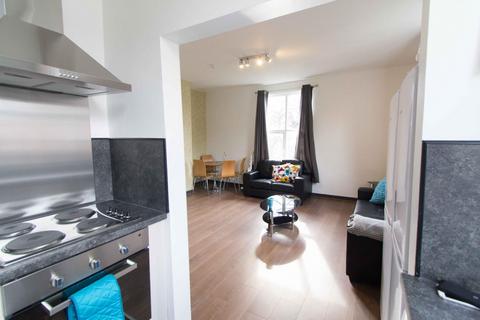 5 bedroom flat to rent, Hyde Park Terrace, Leeds