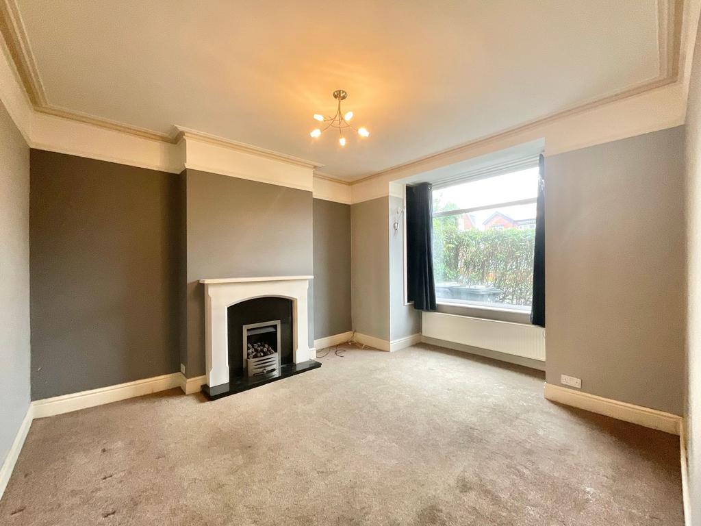 Hungerford Road, Crewe, CW1 3 bed terraced house for sale £175,000