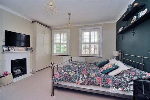 46 Gander Green Lane, Sutton, SM1 2EJ
