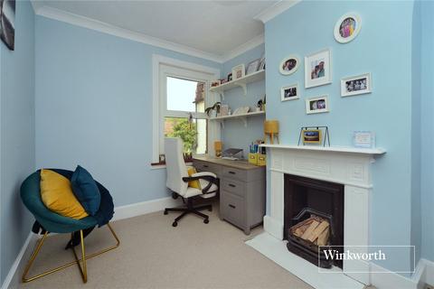 46 Gander Green Lane, Sutton, SM1 2EJ