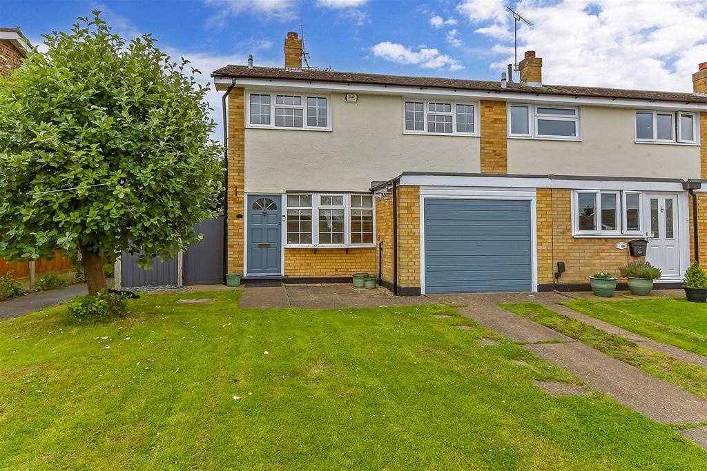 Ulting Way, Wickford, Essex 4 bed end of terrace house for sale £410,000