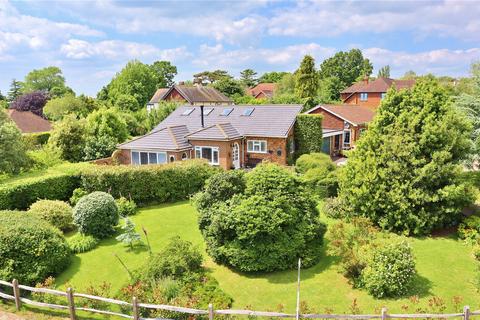 2 bedroom detached house for sale, Woodland Avenue, High Salvington, Worthing, West Sussex, BN13