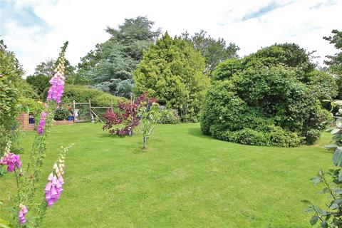 3 bedroom detached house for sale, Woodland Avenue, High Salvington, Worthing, West Sussex, BN13