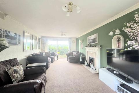 30 Templars Close, Greetland, Halifax, HX4 8QE