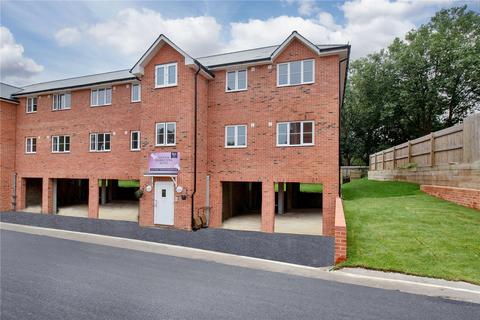 2 bedroom apartment for sale, Danes Court, Station Road, Aylesford, Kent, ME20