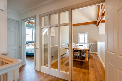 5 bedroom townhouse for sale, St. Peters Lane, Canterbury, Kent