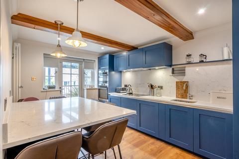 5 bedroom townhouse for sale, St. Peters Lane, Canterbury, Kent