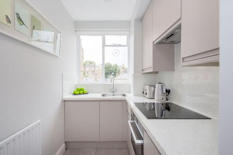 2 bedroom apartment to rent, Callow Street, SW3