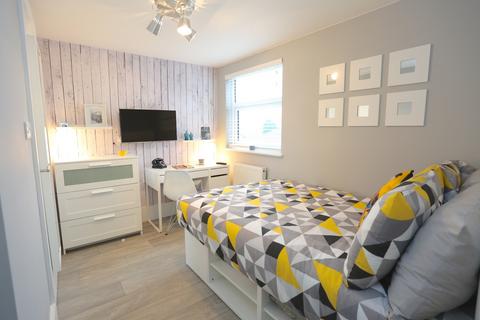 Studio to rent, En Suite, Tavistock Street, Luton, Bedfordshire, LU1 3UT