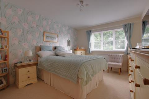 2 bedroom flat for sale, Silversands Court, Hollow Lane, Hayling Island