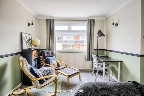 9 Moss Way, Sutton Coldfield, B74 2BT