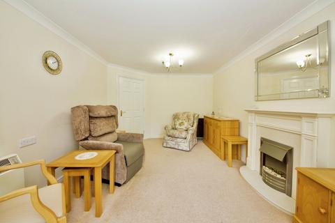 1 bedroom flat for sale, Winchmore Hill Road, London N21