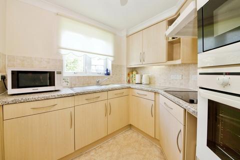 1 bedroom flat for sale, Winchmore Hill Road, London N21