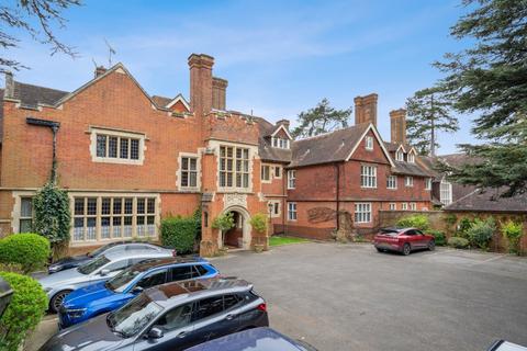 3 bedroom penthouse for sale, Framewood Manor, Framewood Road, Fulmer, Bucks