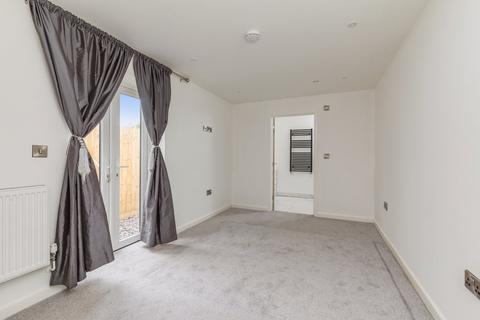 2 bedroom apartment to rent, Brighton Road, Shoreham-by-Sea, BN43