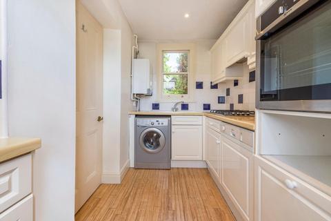 2 bedroom flat for sale, Fellows Road, London, NW3