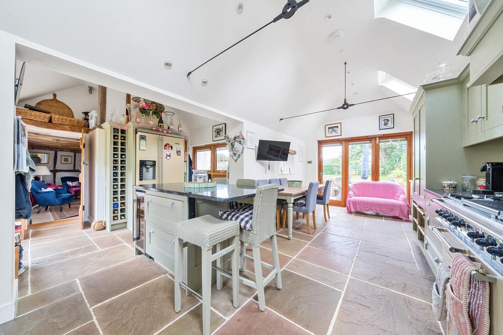 Kitchen/Breakfast