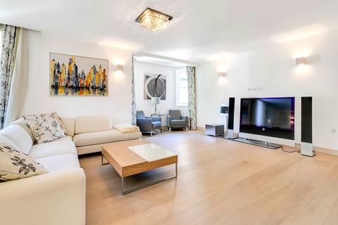 3 bedroom flat for sale, De Laszlo House, London NW3