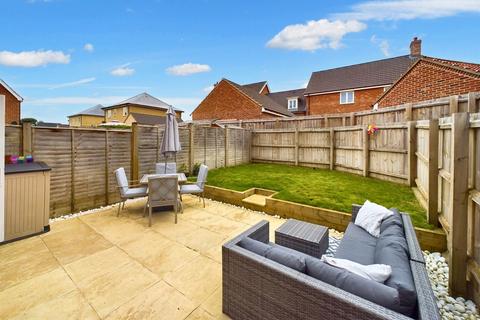 2 bedroom end of terrace house for sale, Swale View, Thetford