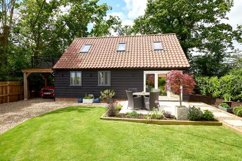 5 bedroom barn conversion for sale, The Turnpike, Norwich NR16