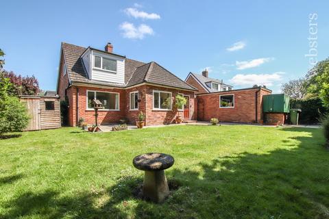3 bedroom chalet for sale, Greenwood Close, Norwich NR16