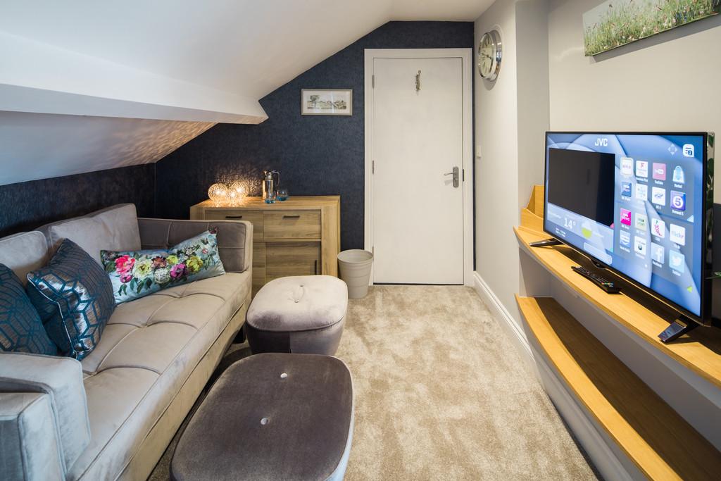 Bedroom Seven