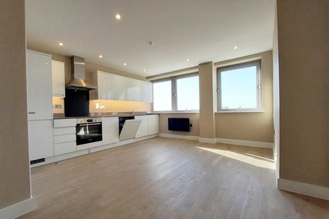 2 bedroom apartment to rent, Southchurch Road, Southend On Sea SS1